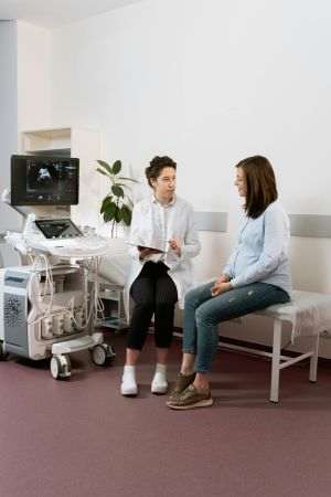 Care Now, Pay Later: noul trend BNPL transformă accesul la servicii medicale şi estetice