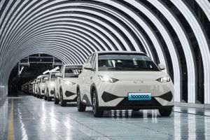 BYD a atins un milion în producţia modelului record DOLPHIN SURF 