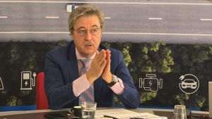 APIA: Înmatriculările auto au scăzut cu 50% în iunie 2025