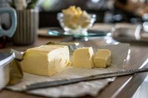 Scumpirea untului afectează patiseriile şi industria alimentară la nivel global