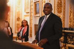 Marea Britanie reia relaţiile diplomatice cu Siria după peste un deceniu de întrerupere