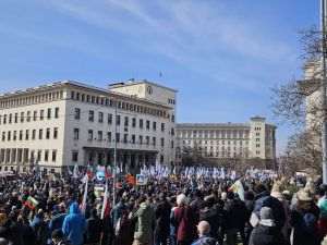 Proteste în mai multe oraşe din Bulgaria faţă de adoptarea monedei euro