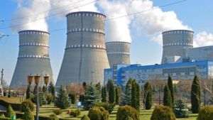 Ucraina şi AIEA exclud momentan vreun risc nuclear în urma incendiului din apropierea centralei Zaporojie
