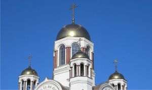 Sfântul POS: o biserică din Braşov revoluţionează donaţiile