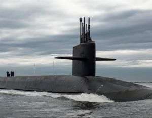 Trump confirmă desfăşurarea a două submarine nucleare americane lângă Rusia