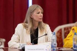 Victoria Stoiciu (PSD), despre intenţia de plafonare a retragerilor de la Pilonul II: "Sensibilitatea guvernului Bolojan la lobby-ul privat devine tot mai vizibilă”