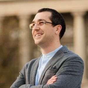Vlad Voiculescu, la 7 ani de la 10 August: „Statul îşi protejează abuzatorii, nu cetăţenii. Victimele încă aşteaptă dreptatea”