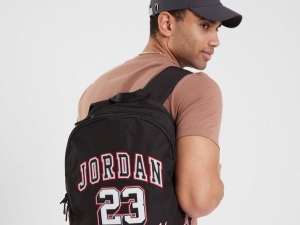 Back to School: Alege un rucsac pentru şcoală de la JD Sports