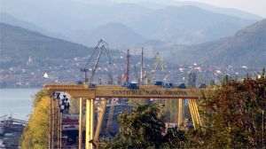Şantierul Naval Orşova şi-a înjumătăţit profitabilitatea