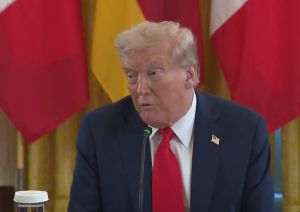 Trump: Garanţiile de securitate şi concesiile teritoriale intră pe masa discuţiilor