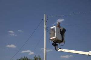 Reţele Electrice România lansează o licitaţie de până la 465 milioane lei pentru lucrări în reţelele de distribuţie din zona Dobrogea