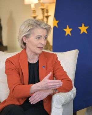 Ursula von der Leyen: "Putin trebuie să vină la masa negocierilor”