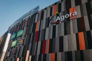 Agora Mall Arad se redeschide 
