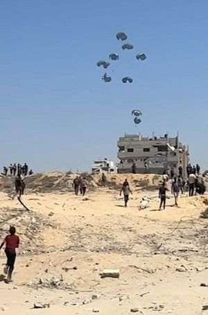 BBC: Flotila cu ajutoare pentru Gaza condusă de Greta Thunberg a ajuns în Tunisia