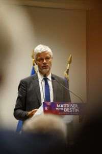 Laurent Wauquiez anunţă libertate de vot pentru deputaţii din grupul său