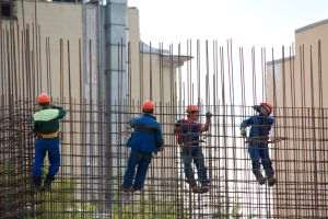 FPSC le urează ”La Mulţi Ani!” constructorilor din România
