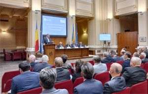 Economists: Reconstruction - a condition for a competitive economy