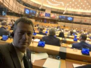 Fost lider Reform UK în Ţara Galilor recunoaşte că a luat mită pentru declaraţii pro-ruse