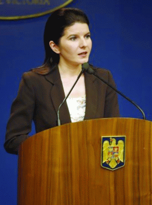 Ministrul Tineretului şi Sportului, Monica Iacob Ridzi, anunţă că ar putea da în judecată firmele implicate în organizarea manifestărilor dedicate Zilei Tineretului.