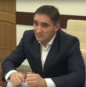 Alexandr Stoianoglo, fostul candidat la alegerile prezidenţiale, s-a prezentat la secţia de votare