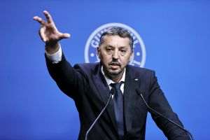 Ministrul Educaţiei: ”Abordate corect, crizele sunt şi oportunităţi de progres”