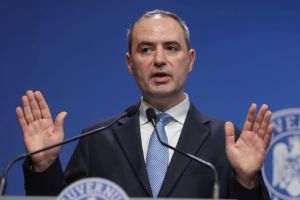 Alexandru Nazare: "Prioritatea în momentul de faţă e adoptarea pachetului de administraţie”