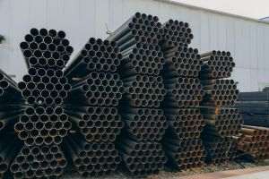 UE desfăşoară un arsenal protecţionist fără precedent pentru a-şi salva producţia de oţel