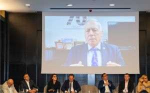 Laszlo Borbely: "Se lucrează la simplificarea standardelor privind raportarea sustenabilităţii”