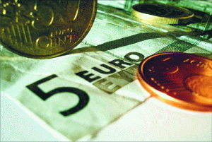 Pentru o sumă pe care am transformat-o din lei în euro şi am depus-o apoi la bancă, randamentul obţinut a fost de 8,8-9%. 