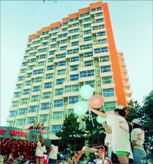 Perla Majestic a reînnoit contractele de închiriere a hotelurilor Perla şi Majestic din Mamaia