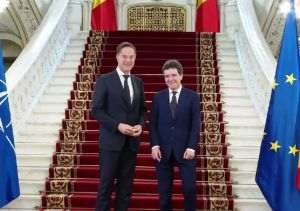 Mark Rutte a ajuns în ţara noastră