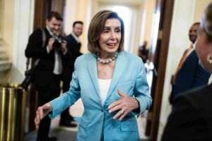 Nancy Pelosi se retrage din Congres, după aproape patru decenii în politica americană