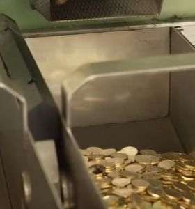 MrFinance: Salariul mediu a crescut cu 4,1% în septembrie, dar pierde valoare reală