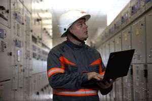 Reţele Electrice România accelerează digitalizarea reţelei de distribuţie 