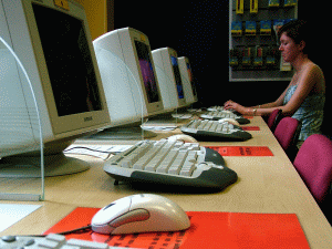 Migraţia modelului de business către mediul online răspunde nevoilor de optimizare a oricărei afaceri.