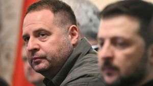 Au avut loc percheziţii anticorupţie la biroul lui Andrii Iermak