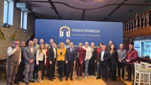 Industria ospitalităţii: tichete de vacanţă şi OMD-uri, teme cheie la conferinţa din Piteşti