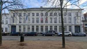 Percheziţii la SEAE şi Colegiul Europei într-o anchetă privind fraude în pregătirea diplomaţilor UE