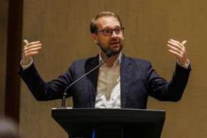 Dominic Fritz: „Diana Buzoianu nu pleacă nicăieri. USR rămâne în coaliţie”