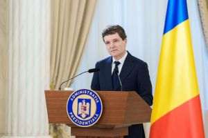 Nicuşor Dan anunţă referendum în justiţie