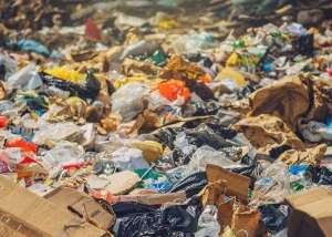 AFM anunţă că a iniţiat prima etapă pentru închiderea a şase depozite neconforme