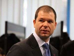 Oare Bogdan Drăgoi, preşedintele Lion Capital (fostul SIF Banat-Crişana) are de gând să îşi impună controlul asupra Fondului Proprietatea cum a făcut-o şi la SIF Oltenia?