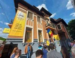 Simion anunţă lansarea programului 'Înapoi Acasă' pentru Diaspora