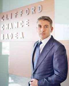 Clifford Chance Badea a asistat tranzacţii de peste 30 miliarde de euro în 2025