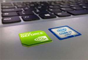 TradeVille: Intel - pariul pe AI, testat de constrângerile de producţie