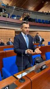 Ionuţ Stroe reales vicepreşedinte în Partidul Popular European