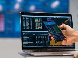 Trend ascendent la BVB; investitorii au privit dincolo de presiunile fiscale