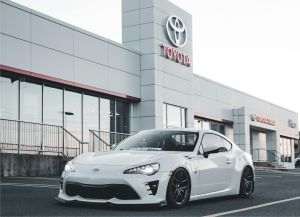 TradeVille: Toyota livrează, piaţa confirmă