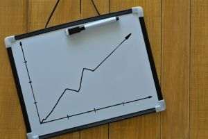 Singapore anticipează o creştere economică de 2-4% în 2026, impulsionată de AI