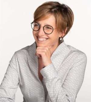 Photo source: https://www.linkedin.com/in/jennifer-vanderputten